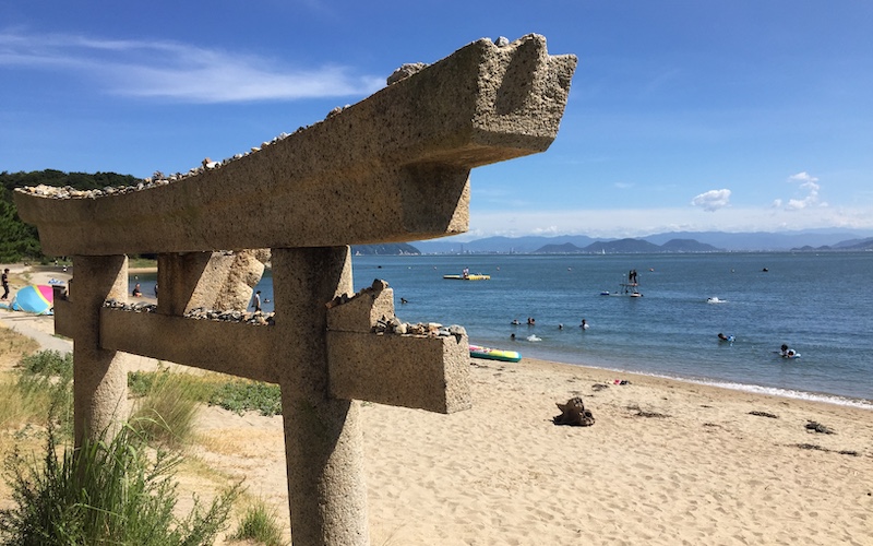 beach naoshima