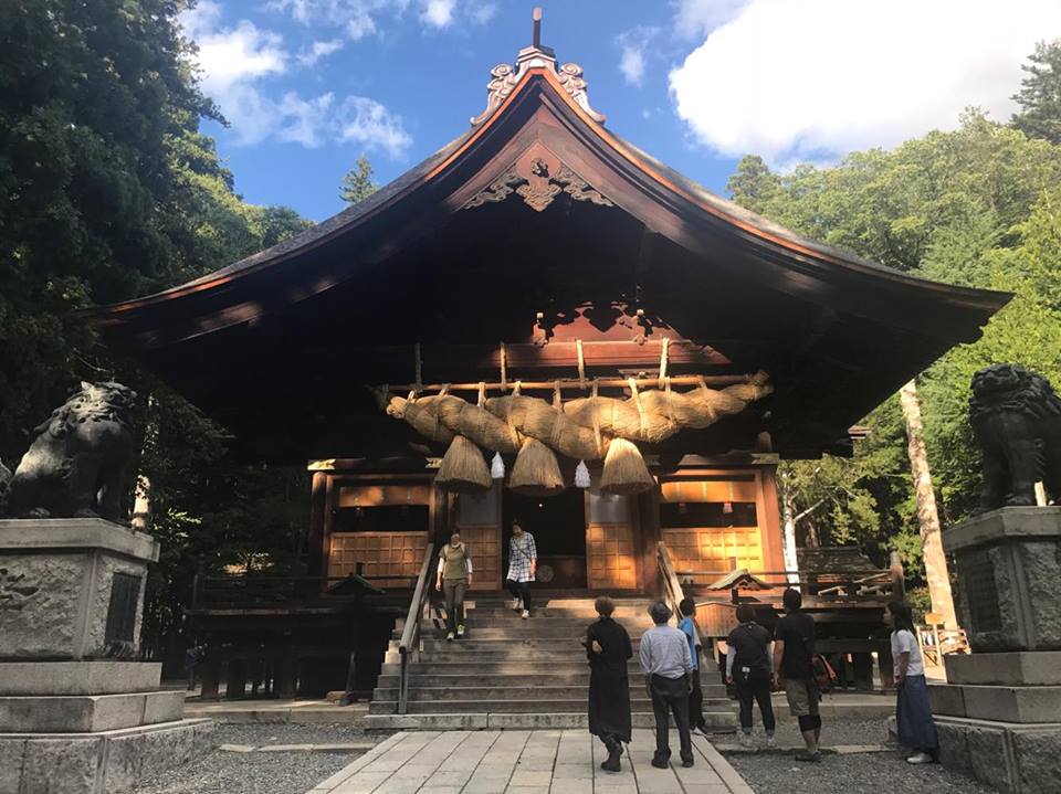 suwa shrine